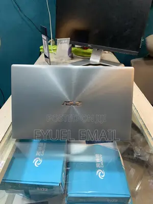 Laptop Asus ZenBook 13 UX331UN 8GB Intel Core I5 SSD 256GB