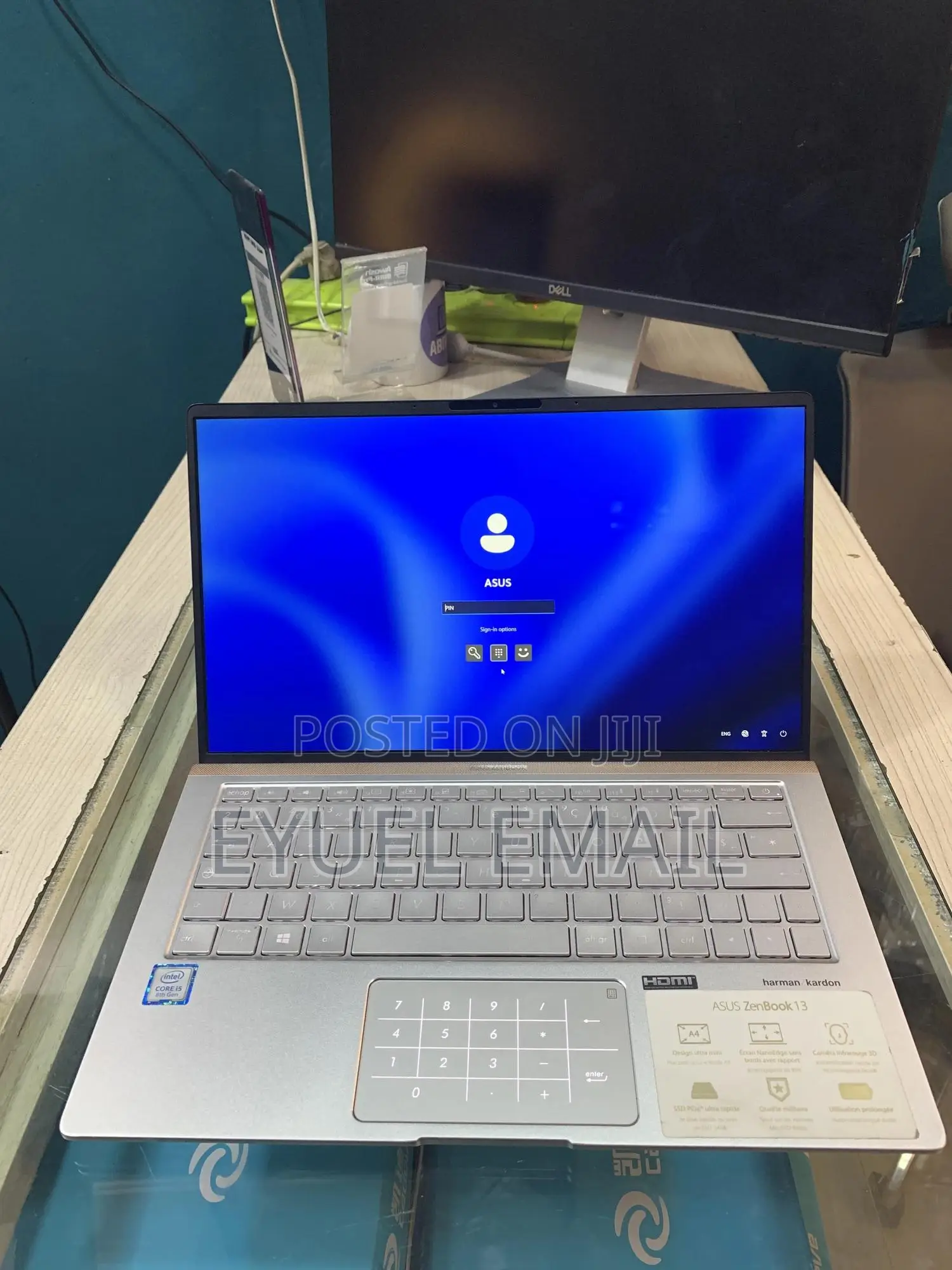 Laptop Asus ZenBook 13 UX331UN 8GB Intel Core I5 SSD 256GB