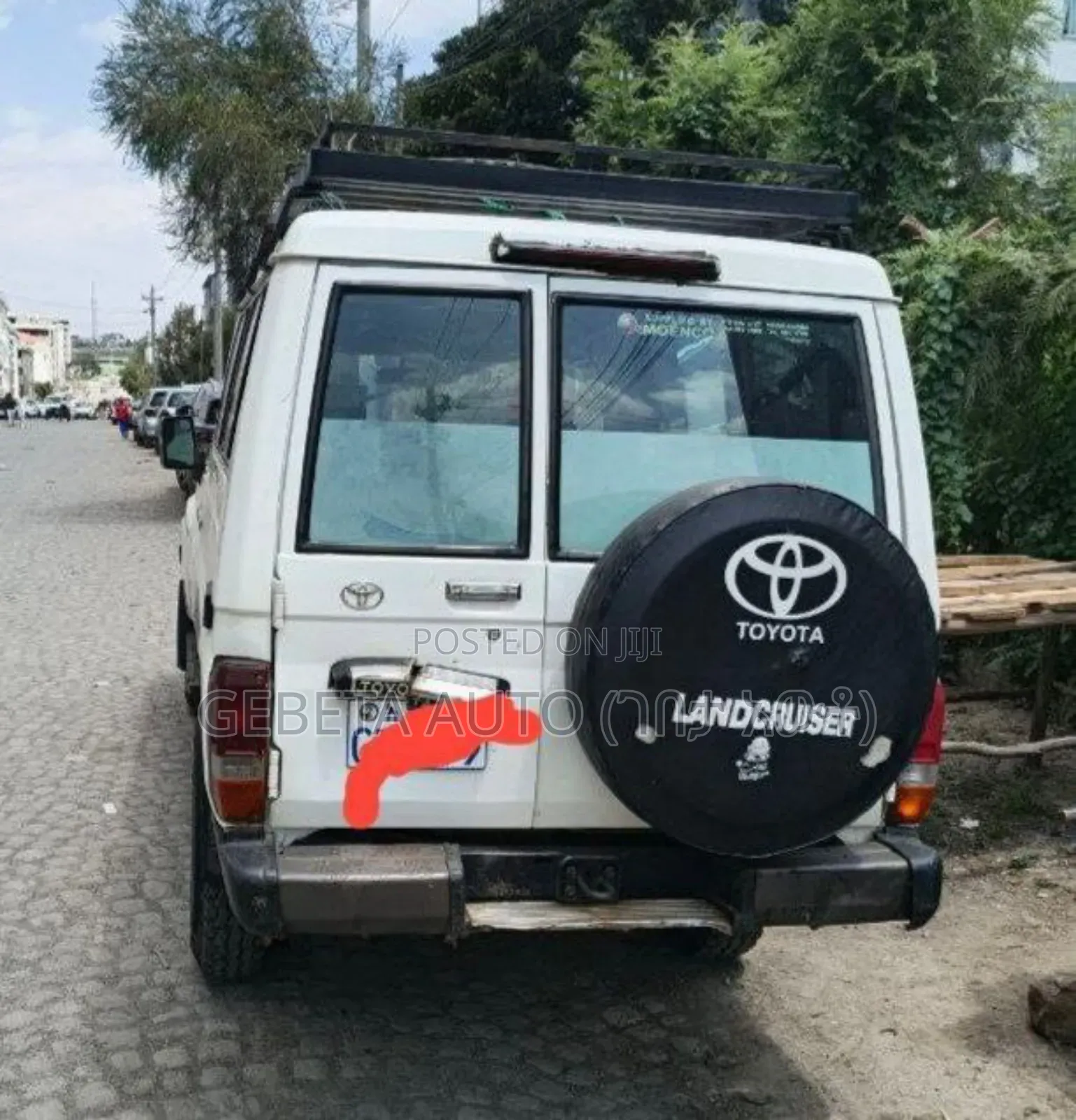 Toyota Land Cruiser 2012