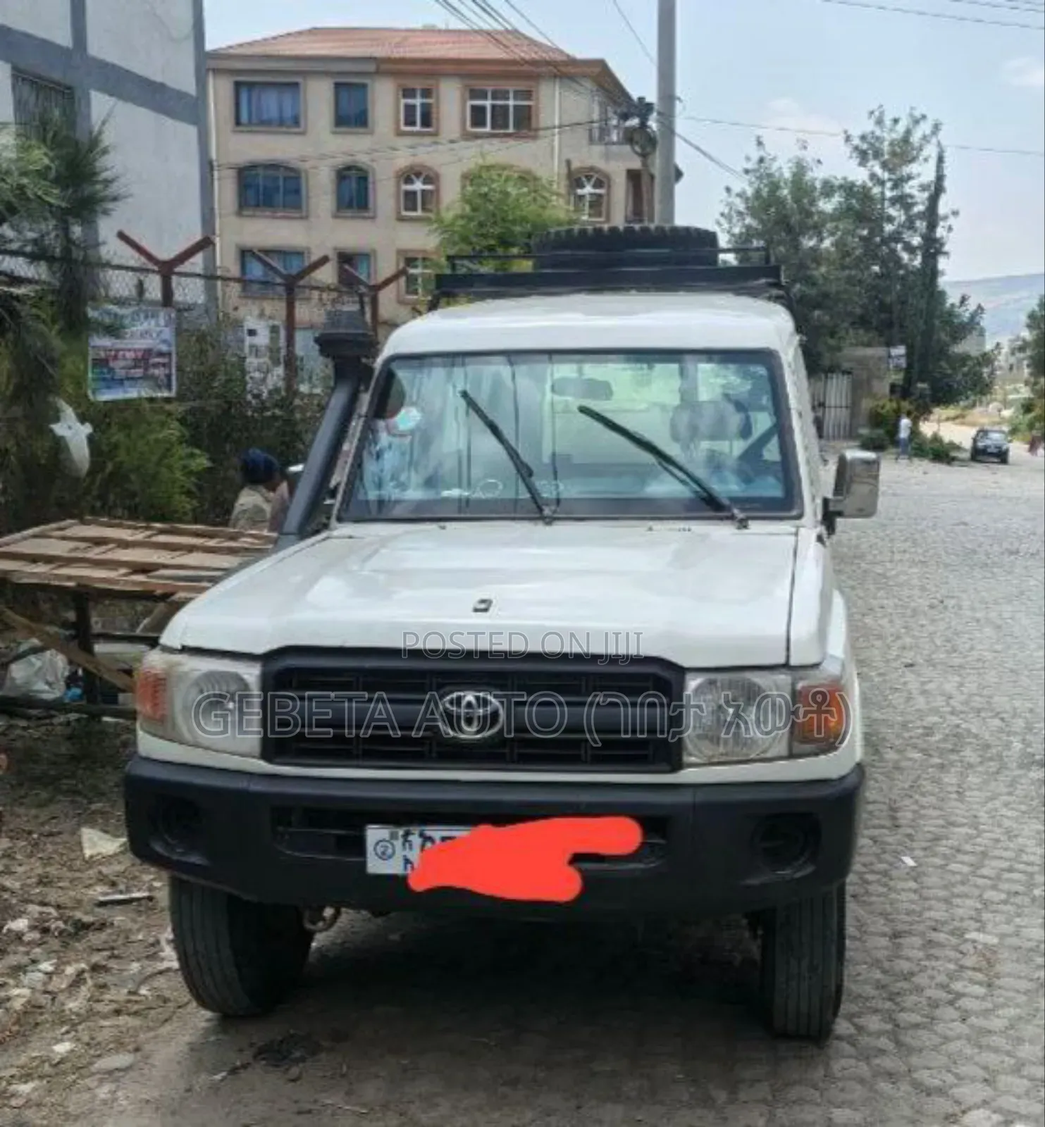 Toyota Land Cruiser 2012