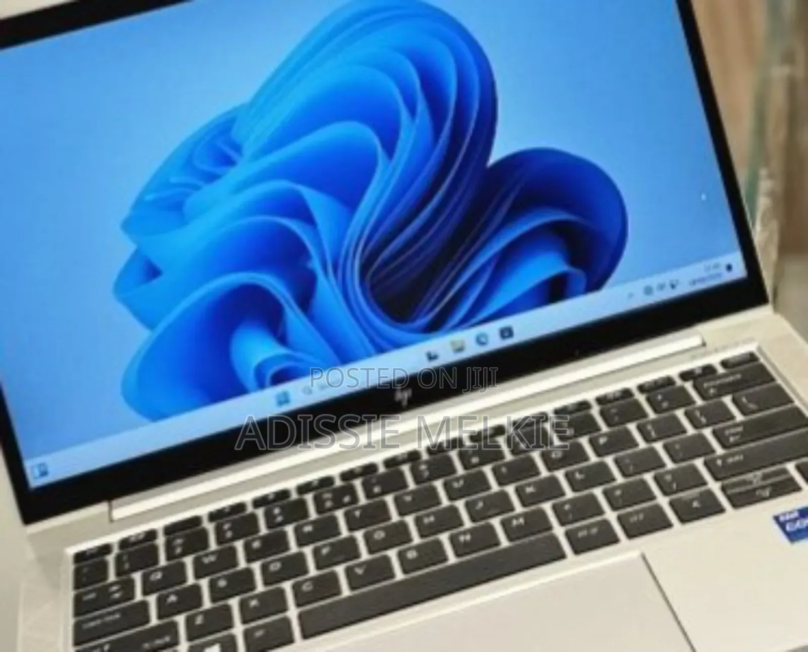 New Laptop HP EliteBook 830 G8 16GB Intel Core I7 SSD 512GB