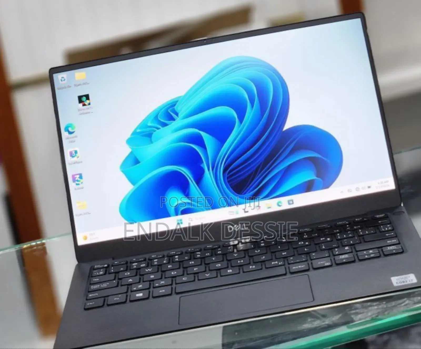 New Laptop Dell XPS 13 7390 8GB Intel Core I7 SSD 512GB