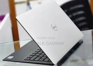 New Laptop Dell XPS 15 8GB Intel Core I7 SSD 512GB