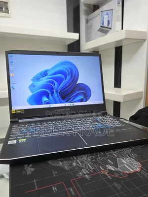 New Laptop Acer Predator Helios 300 16GB Intel Core I7 SSD 1T