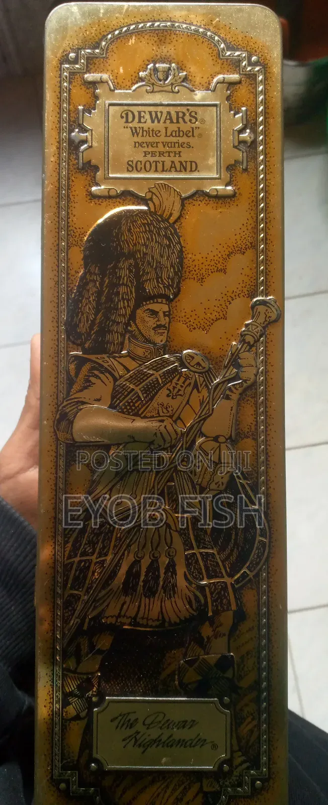 Dewar's White Label Finest Scotch Whisky