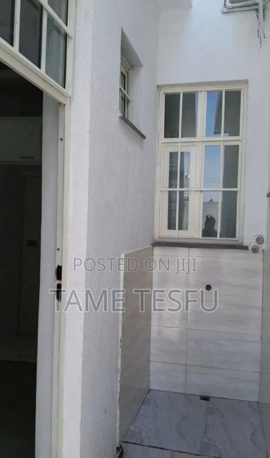 Furnished 3bdrm Villa in ኮቶቤ 02, Bole for sale