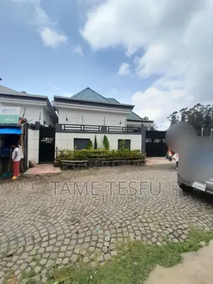 Furnished 3bdrm Villa in ኮቶቤ, Bole for sale