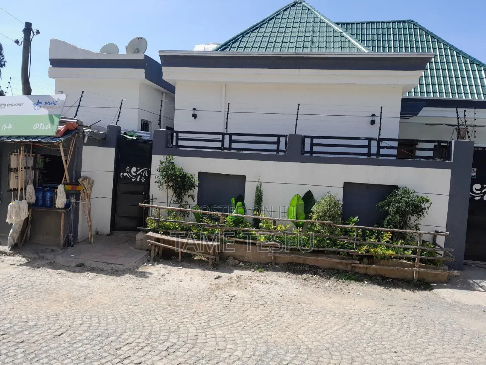 Furnished 3bdrm Villa in ኮቶቤ, Bole for sale