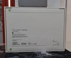 New Laptop Apple MacBook Air 2025 M4 13-Inch 16GB Apple M4 SSD 512GB