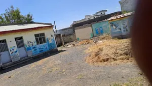 4bdrm House in ወሰን አቤም 1300ካሬ, Bole for sale