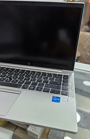 New Laptop HP EliteBook 840 G8 16GB Intel Core I5 SSD 512GB