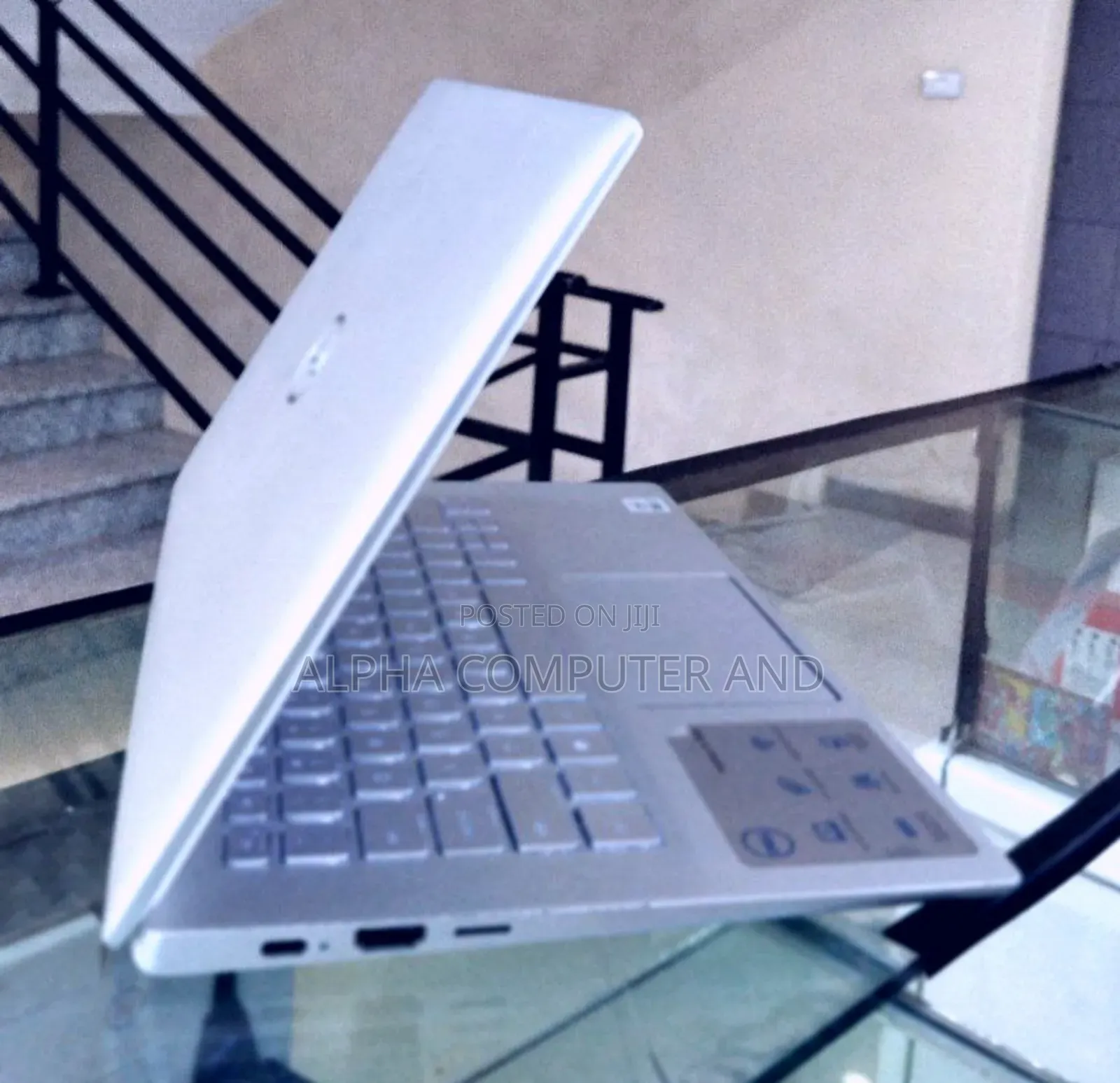 New Laptop Dell Inspiron 15 8GB Intel Core I7 SSD 512GB