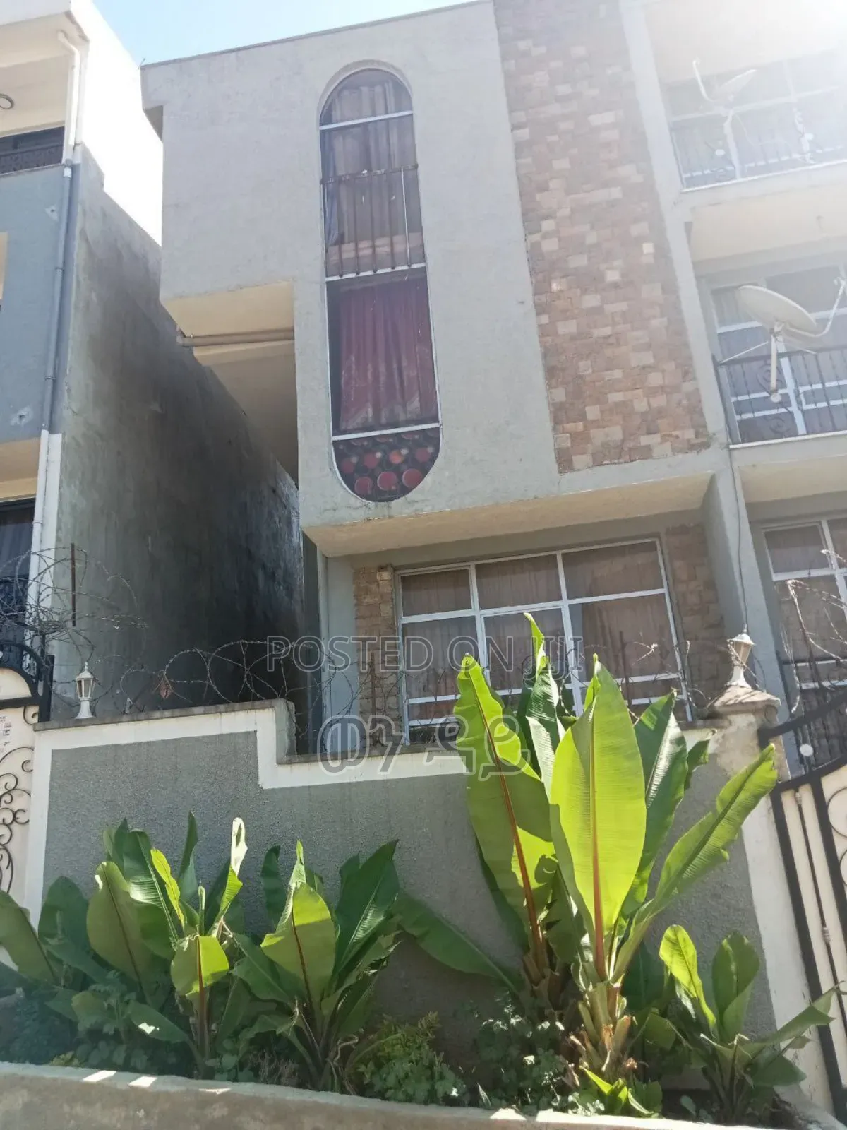 Furnished 7bdrm Apartment in Bole for sale