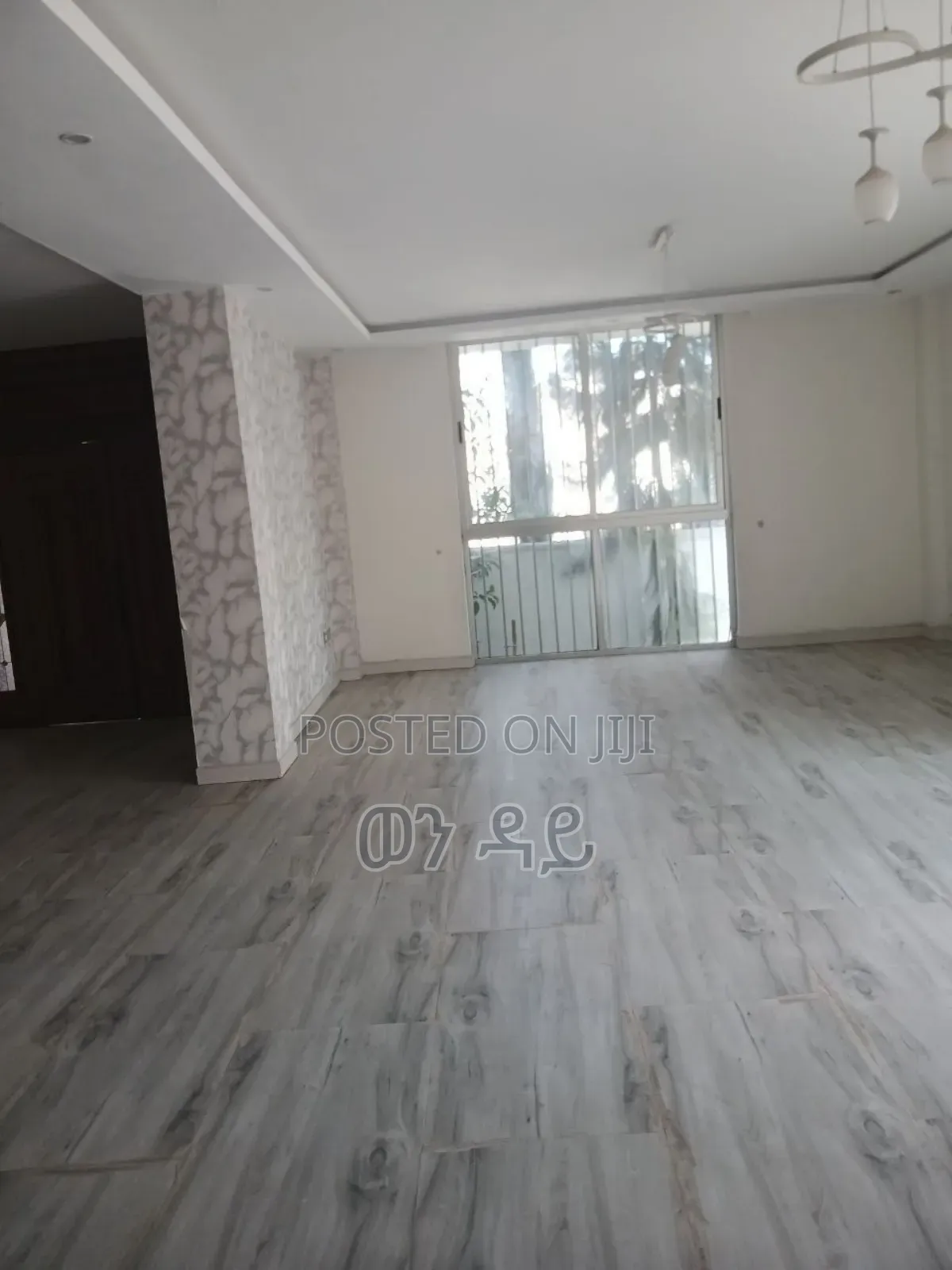 Furnished 7bdrm Apartment in Bole for sale