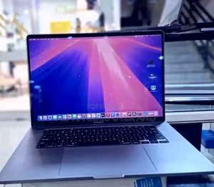 Laptop Apple MacBook Pro 32GB Intel Core I9 SSD 1T