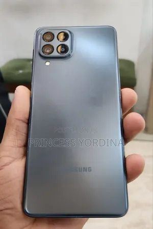 New Samsung Galaxy M53 128 GB Black
