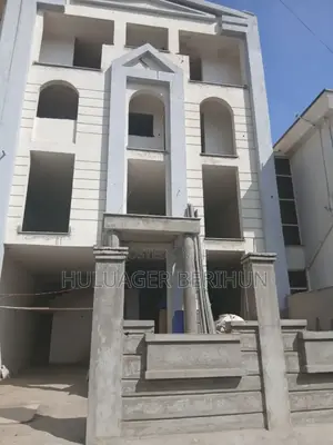 11bdrm House in Bole for sale
