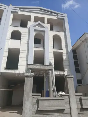11bdrm House in Bole for sale
