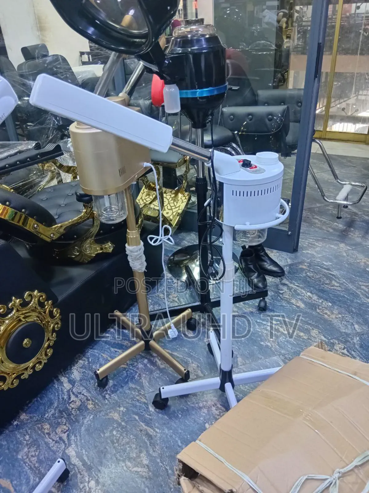 Professional Facial Steamers Used In Beauty Salons Or For Personal