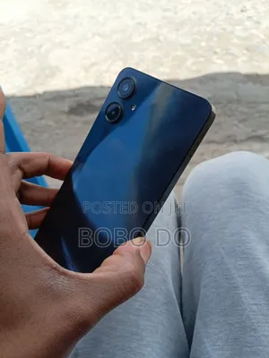 Samsung Galaxy A06 64 GB Silver