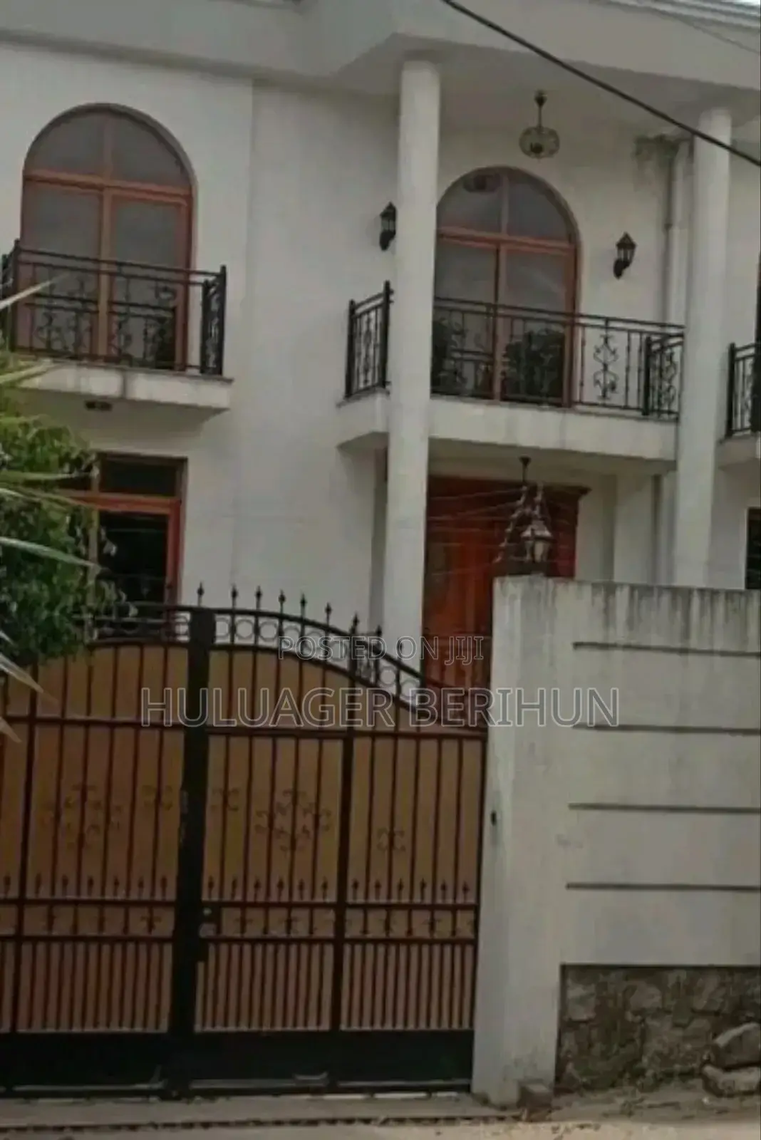 Furnished 6bdrm Villa in Bole for sale