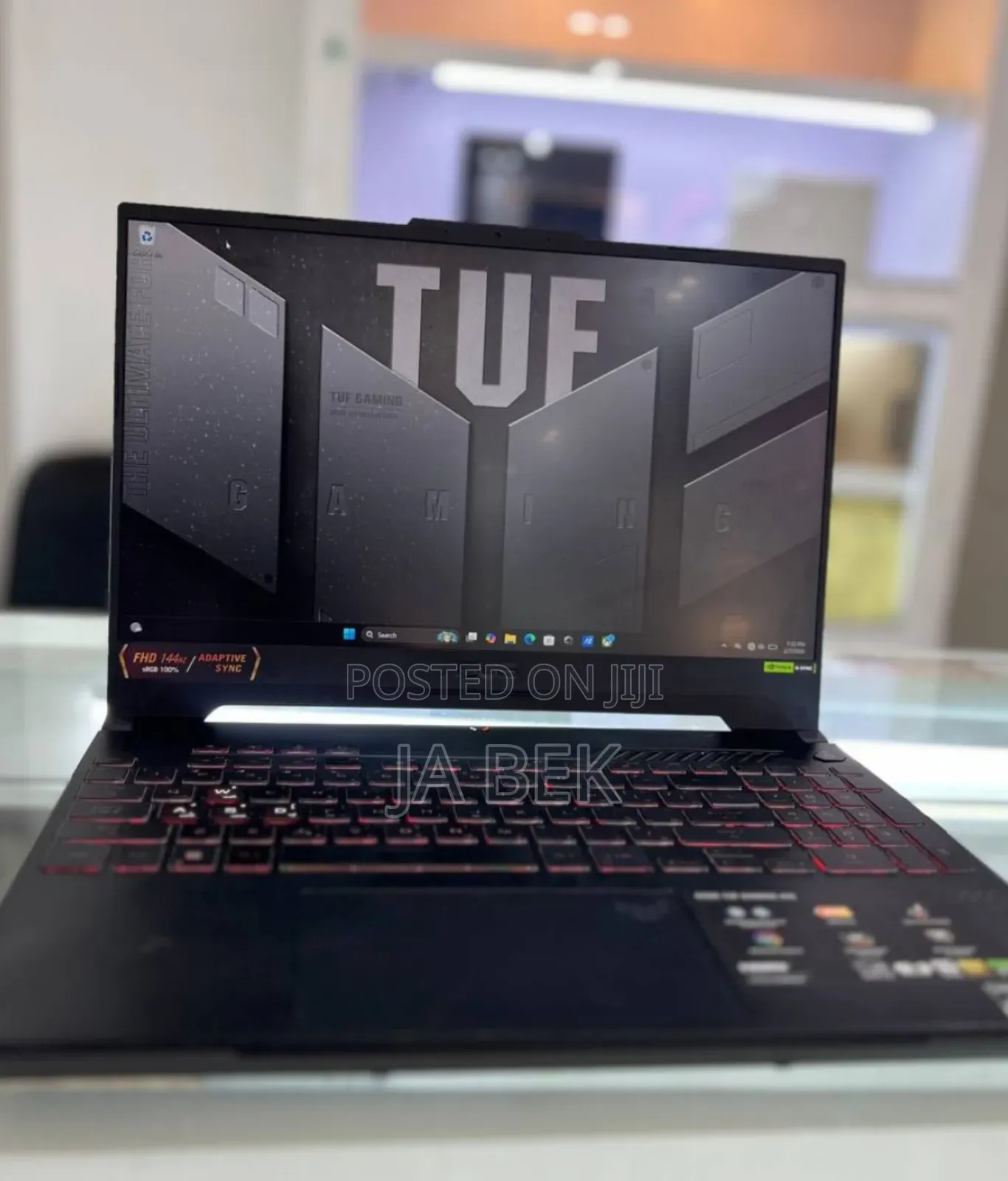 New Laptop Asus TUF Gaming A15 16GB AMD Ryzen 7 SSD 1T