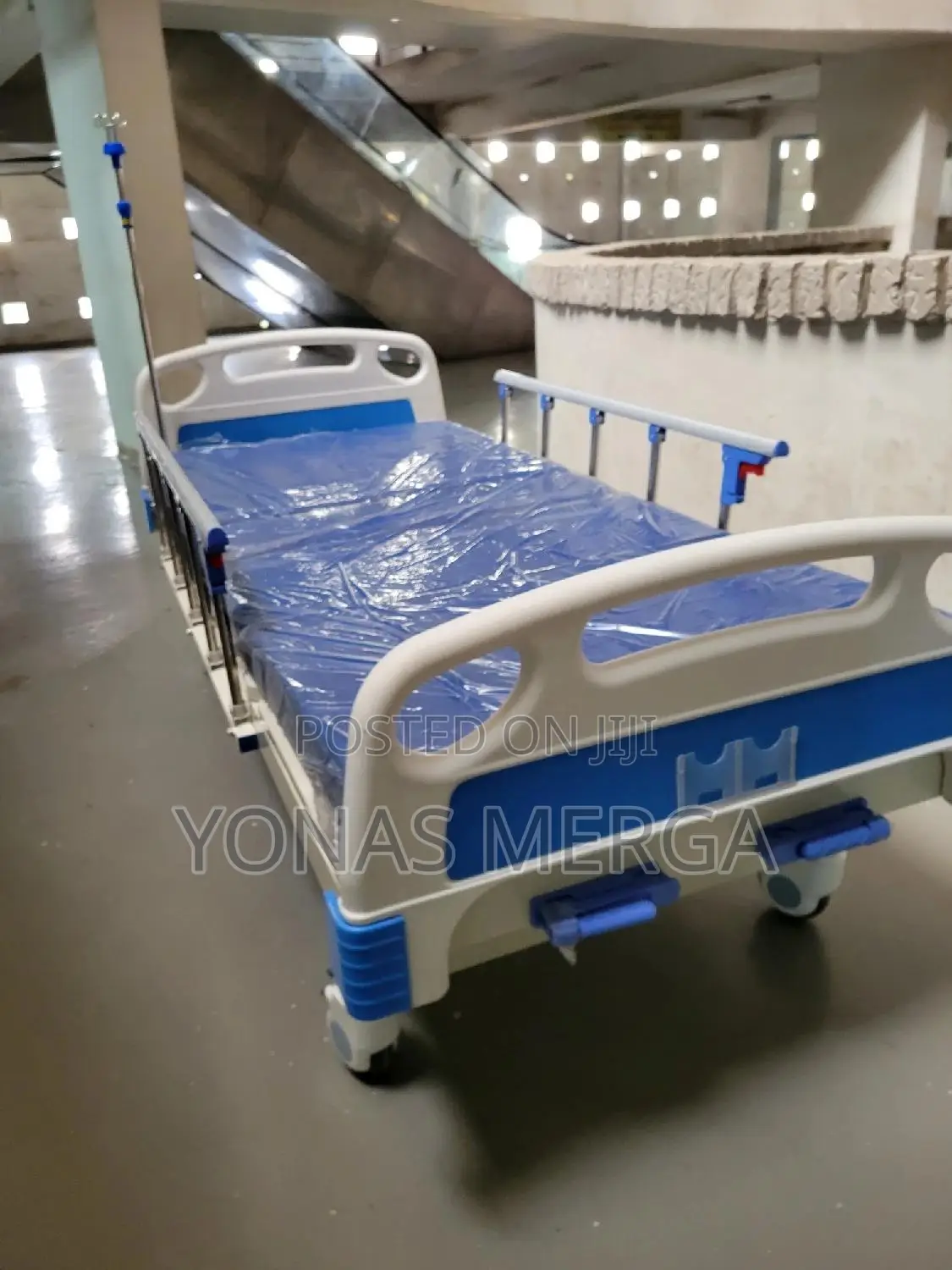 Hospital Bed -2 Manual Functions飆昍smooth Crank System for Head