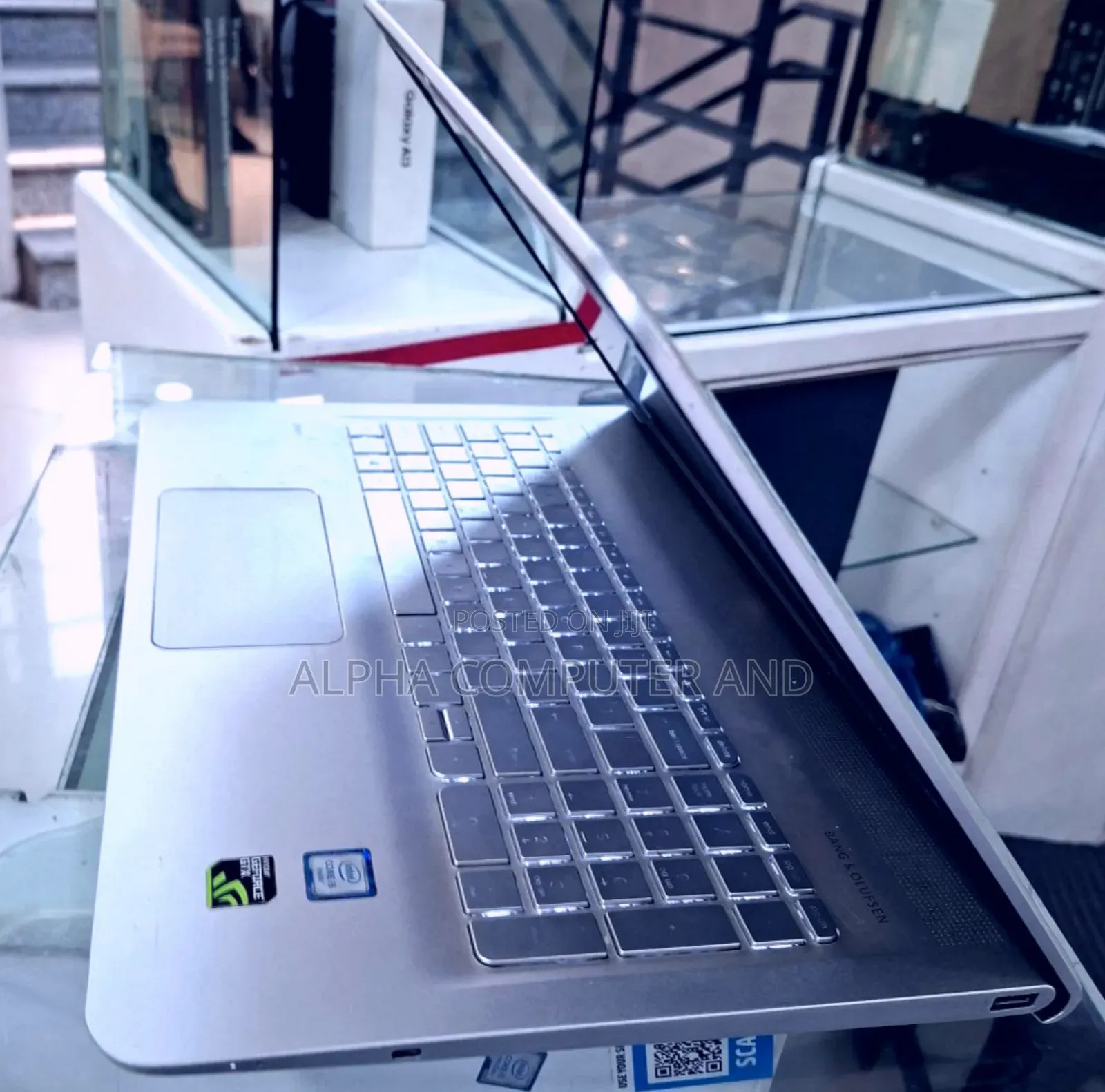 Laptop HP Envy X360 12GB Intel Core I5 HDD 1T