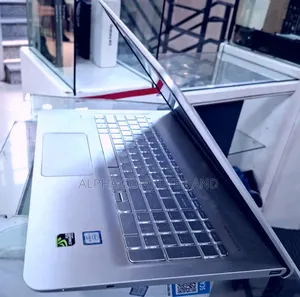 Laptop HP Envy X360 12GB Intel Core I5 HDD 1T