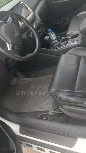 Hyundai Tucson 2019 White