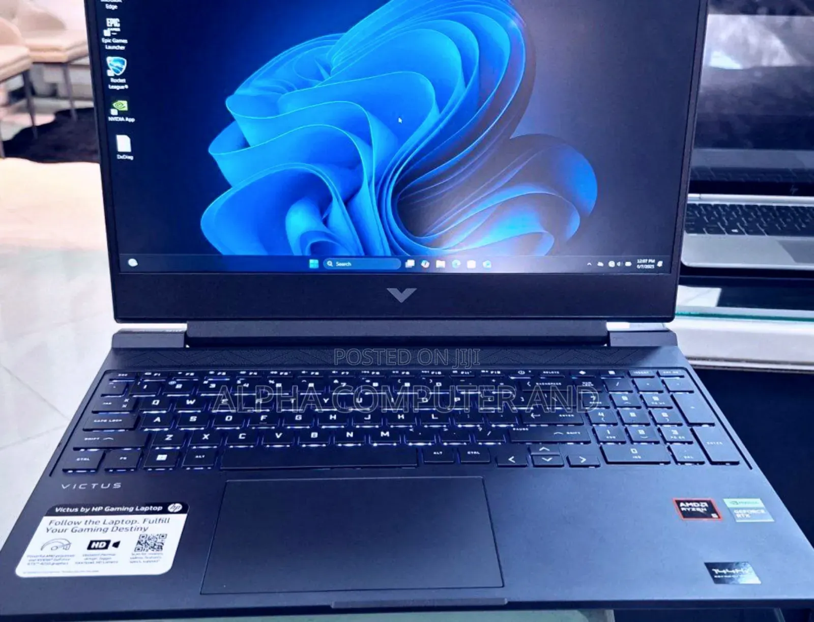New Laptop HP Victus 15 16GB AMD Ryzen 7 SSD 512GB