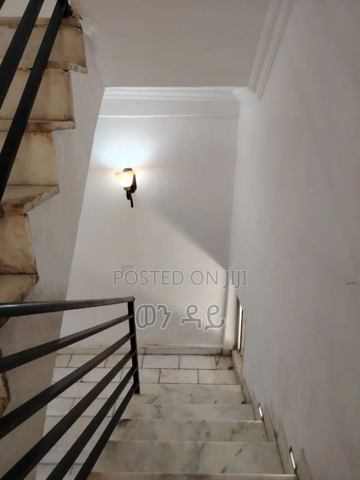 Furnished 7bdrm House in Bole for sale