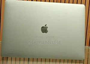 New Laptop Apple MacBook Pro 2019 16GB Intel Core I7 SSD 512GB