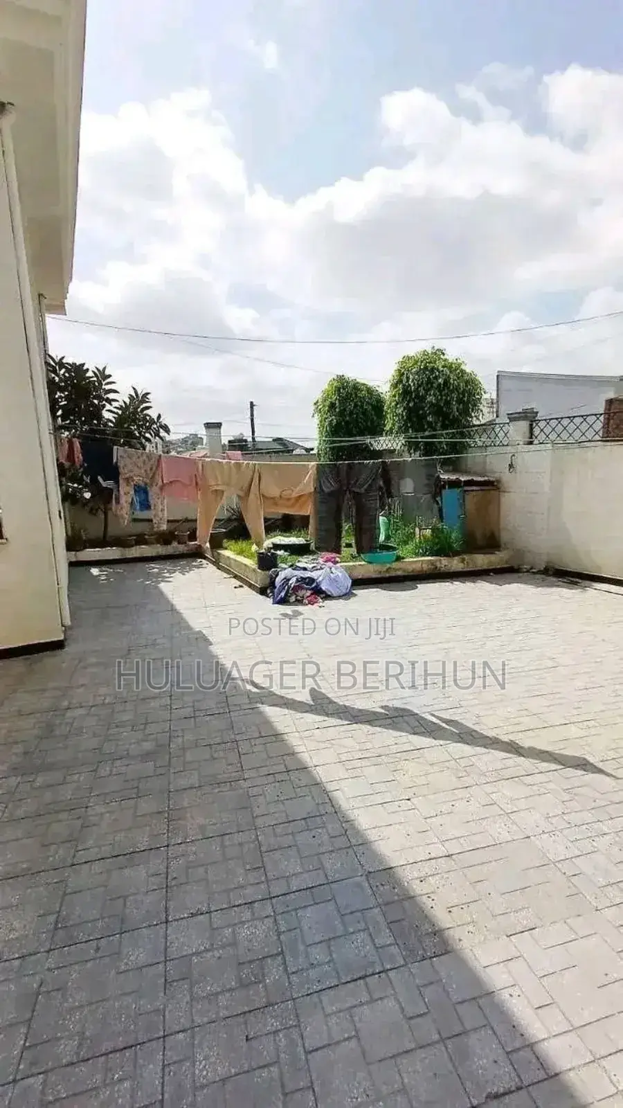 Furnished 4bdrm Villa in Bole for sale