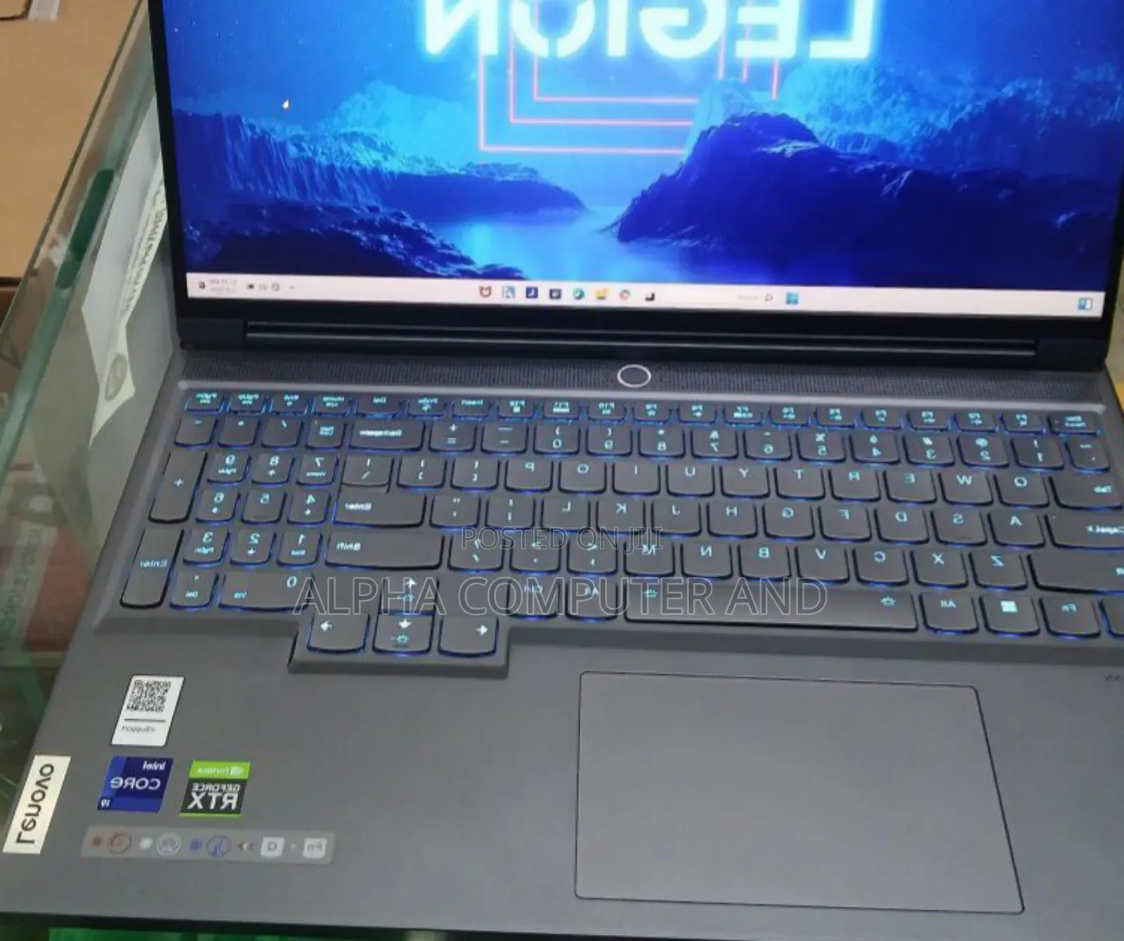 New Laptop Lenovo Legion Y720 16GB Intel Core I9 SSD 1T