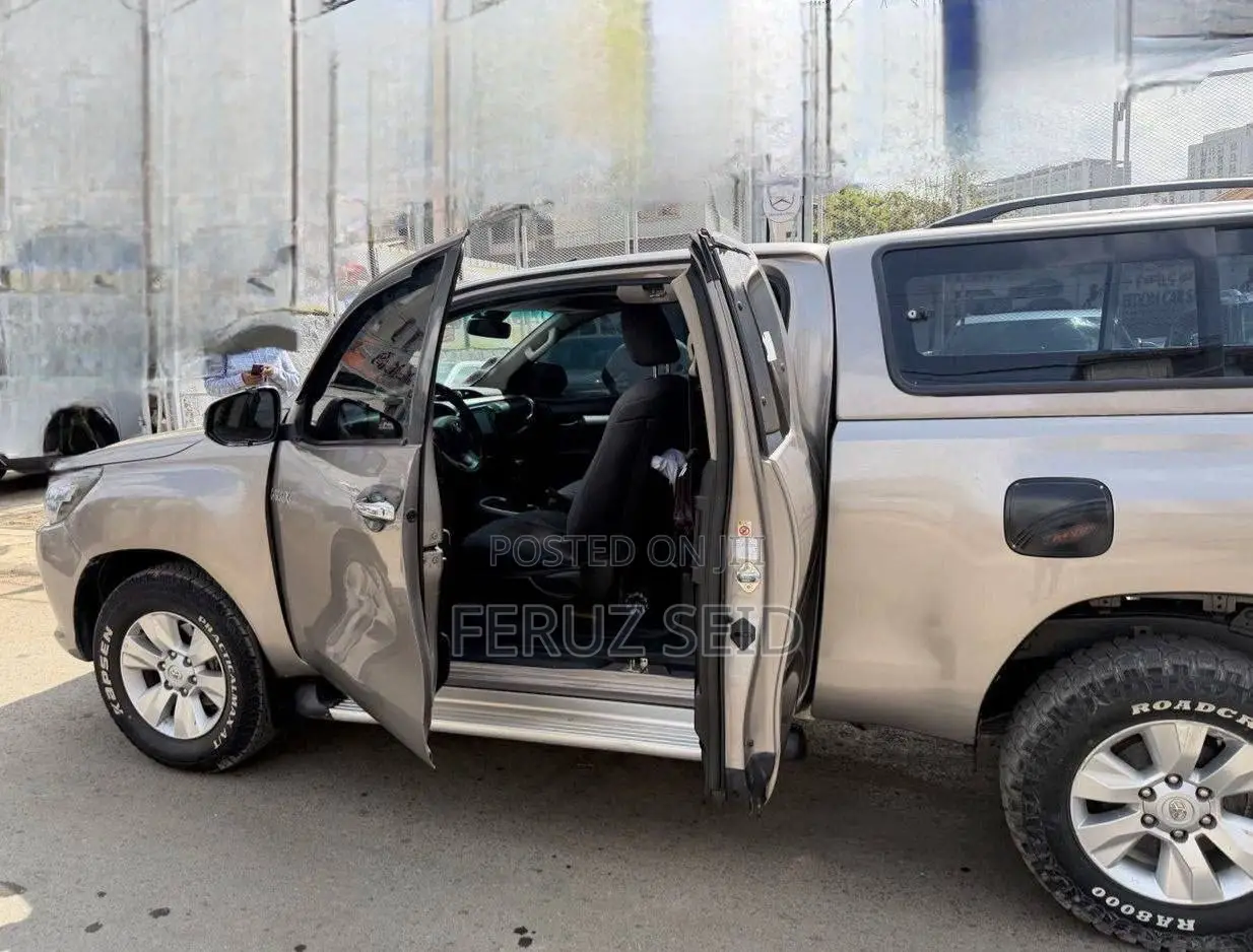 Toyota Hilux Revo Single Cab Deisel 2.4 RWD 2019 Gray