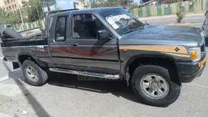 Toyota Hilux 1996 Gray