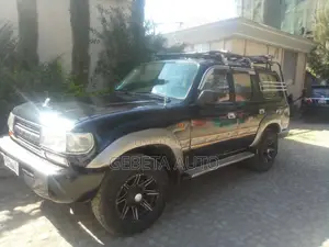 Toyota Land Cruiser 1991 Green