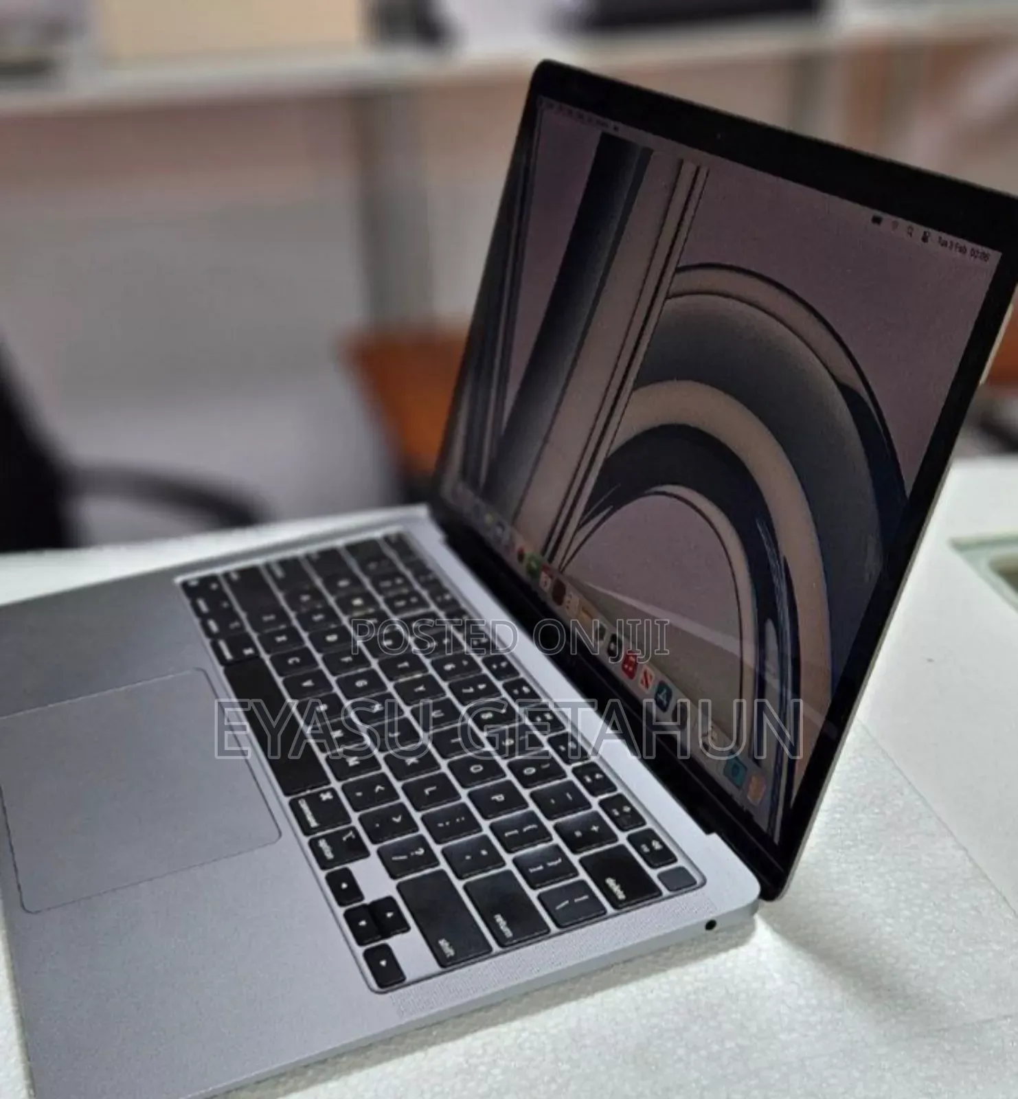 New Laptop Apple MacBook Air 2020 M1 8GB Apple M1 SSD 256GB