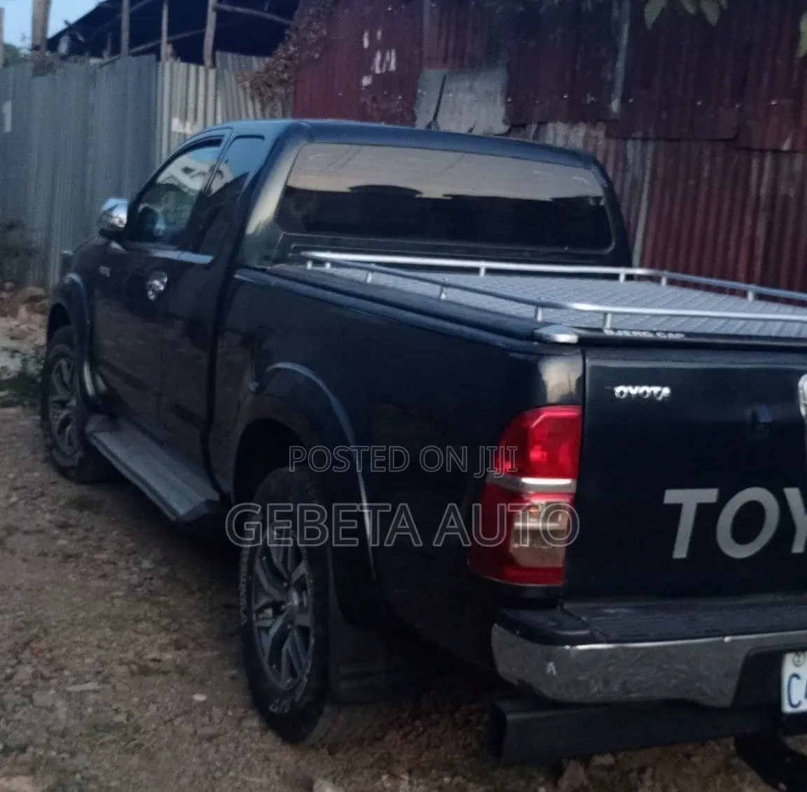 Toyota Hilux 2014 Gray