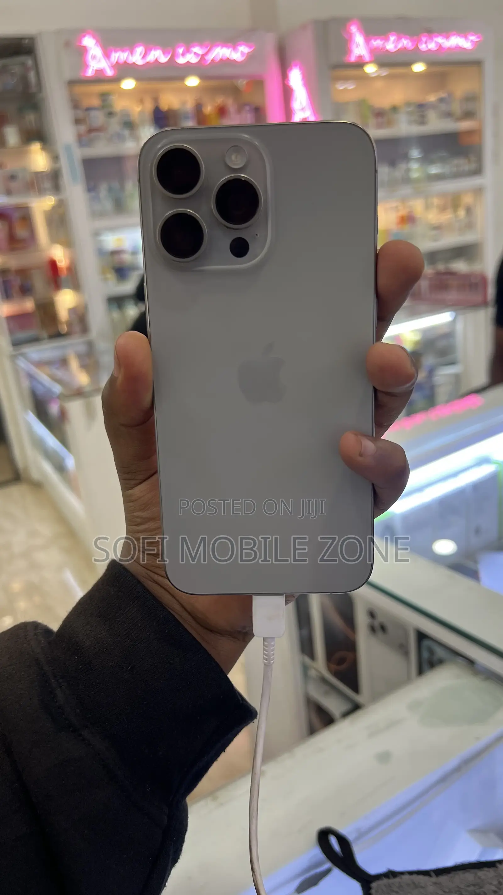 New Apple iPhone 15 Pro Max 256 GB Silver