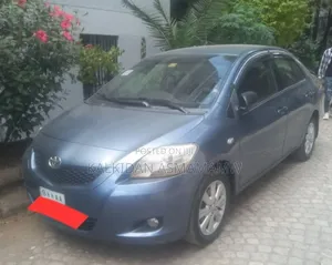 Toyota Yaris 2009 Silver
