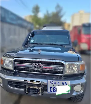 Toyota Land Cruiser 2014 Black