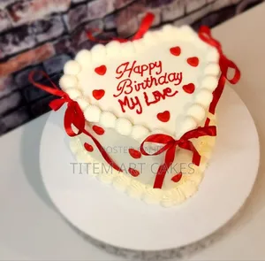 Sweet Valentine Cake 2