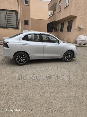 Suzuki Dzire 2024 Silver