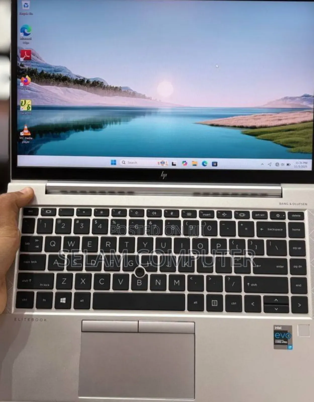New Laptop HP EliteBook 830 G8 16GB Intel Core I7 SSD 512GB