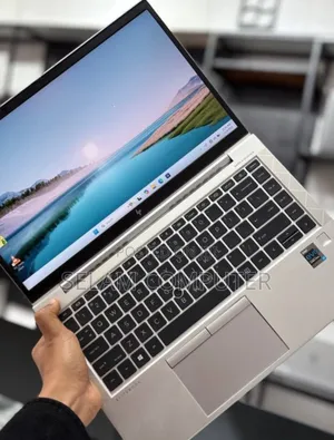 New Laptop HP EliteBook 830 G8 16GB Intel Core I7 SSD 512GB