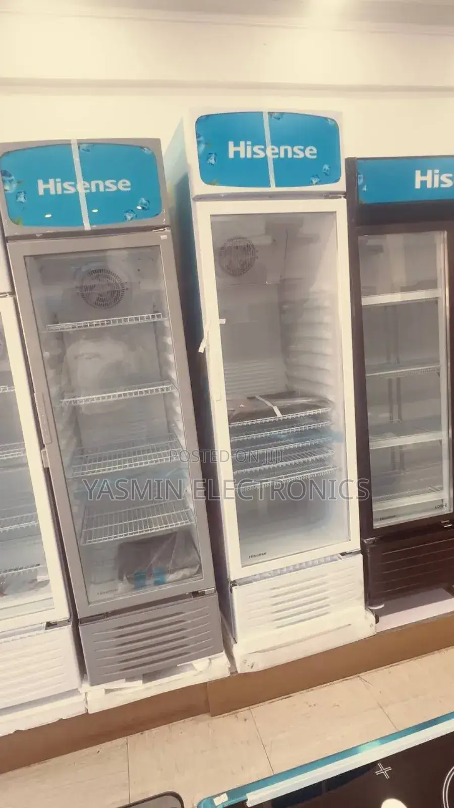 Hisense Display Showcase 382litters Deliver