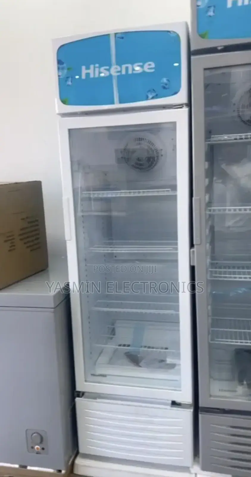 Hisense Display Showcase 382litters Deliver