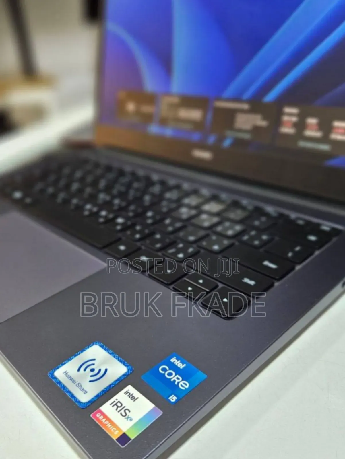 New Laptop Huawei MateBook 13 WRT-W29E 8GB Intel Core I5 SSD 512GB